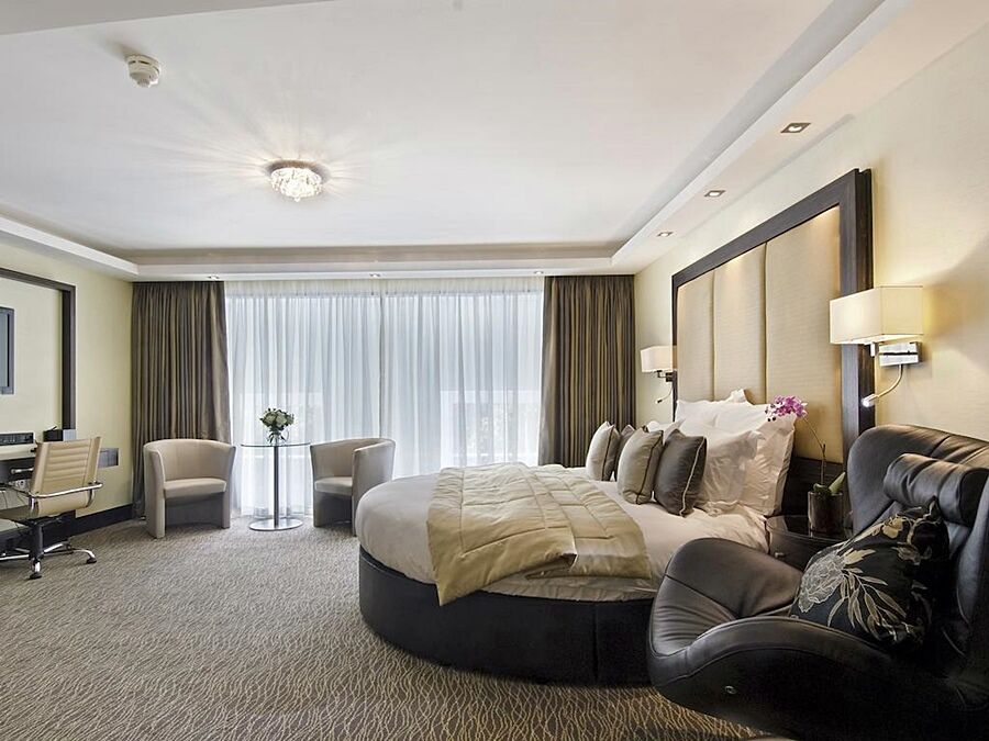 Montcalm Mayfair, Autograph Collection London Exterior foto A suite at the hotel